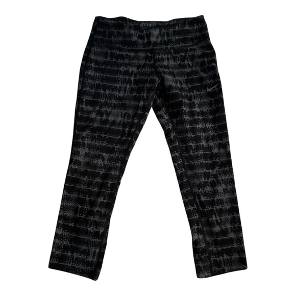 Nike Pants - Nike DRI-FIT Black and Gray Cropped leggings Size Medium